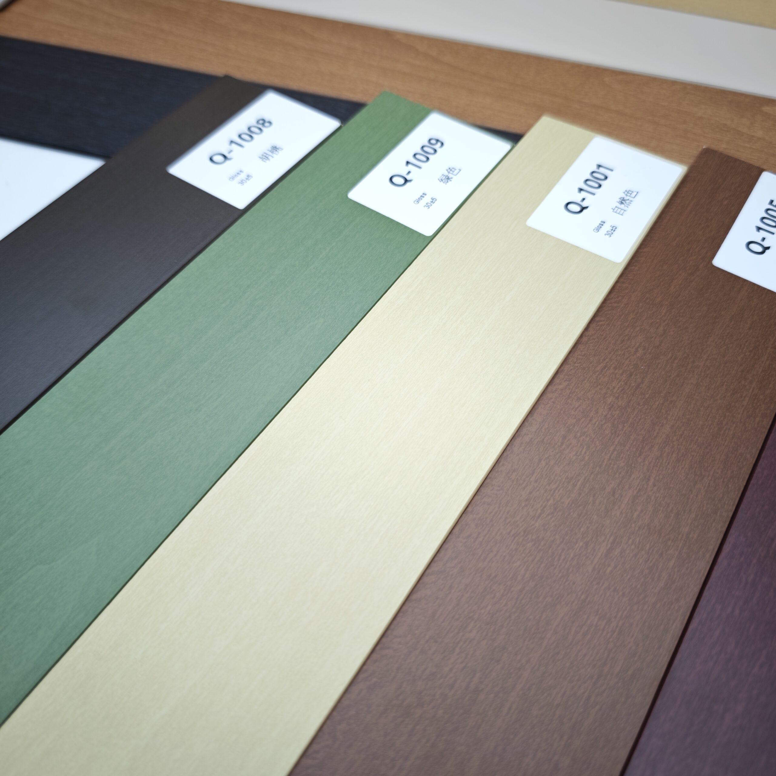 Premium Basswood Slats Wood Louver Blinds Window Decor for Stylish Interiors - Image 3