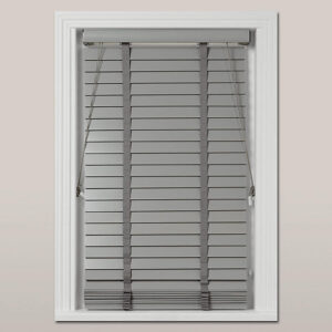 Natural Solid Wood Blinds Classic Design Enhanced Durability Premium Visual Experience Perfect for Modern Home Office Decoration