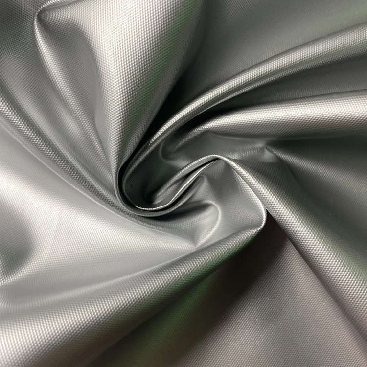 210D 100 Percent Polyester Oxford Blackout Fabric Sliver PU Coating Curtain Outdoor - Image 3