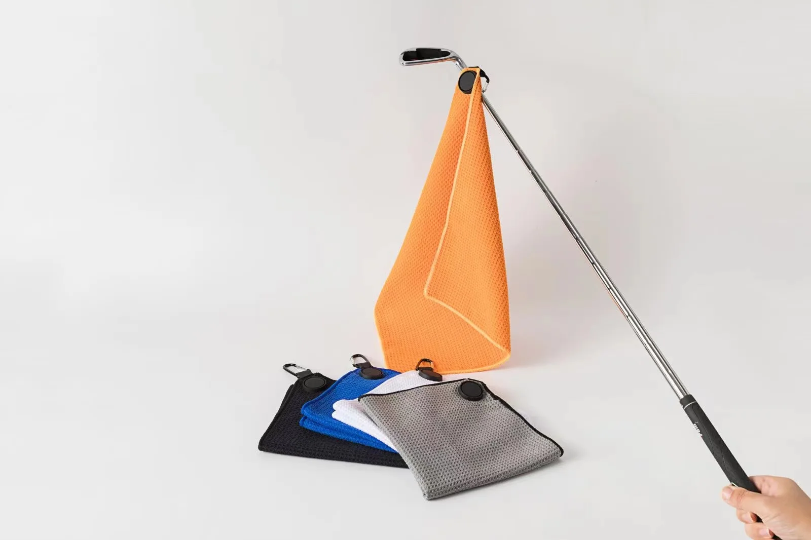 Absorbent Microfiber Golf Towel with Magnetic Hook and Clip - Image 2