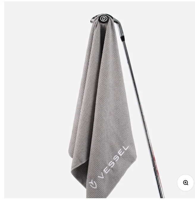 Absorbent Microfiber Golf Towel with Magnetic Hook and Clip - Image 5