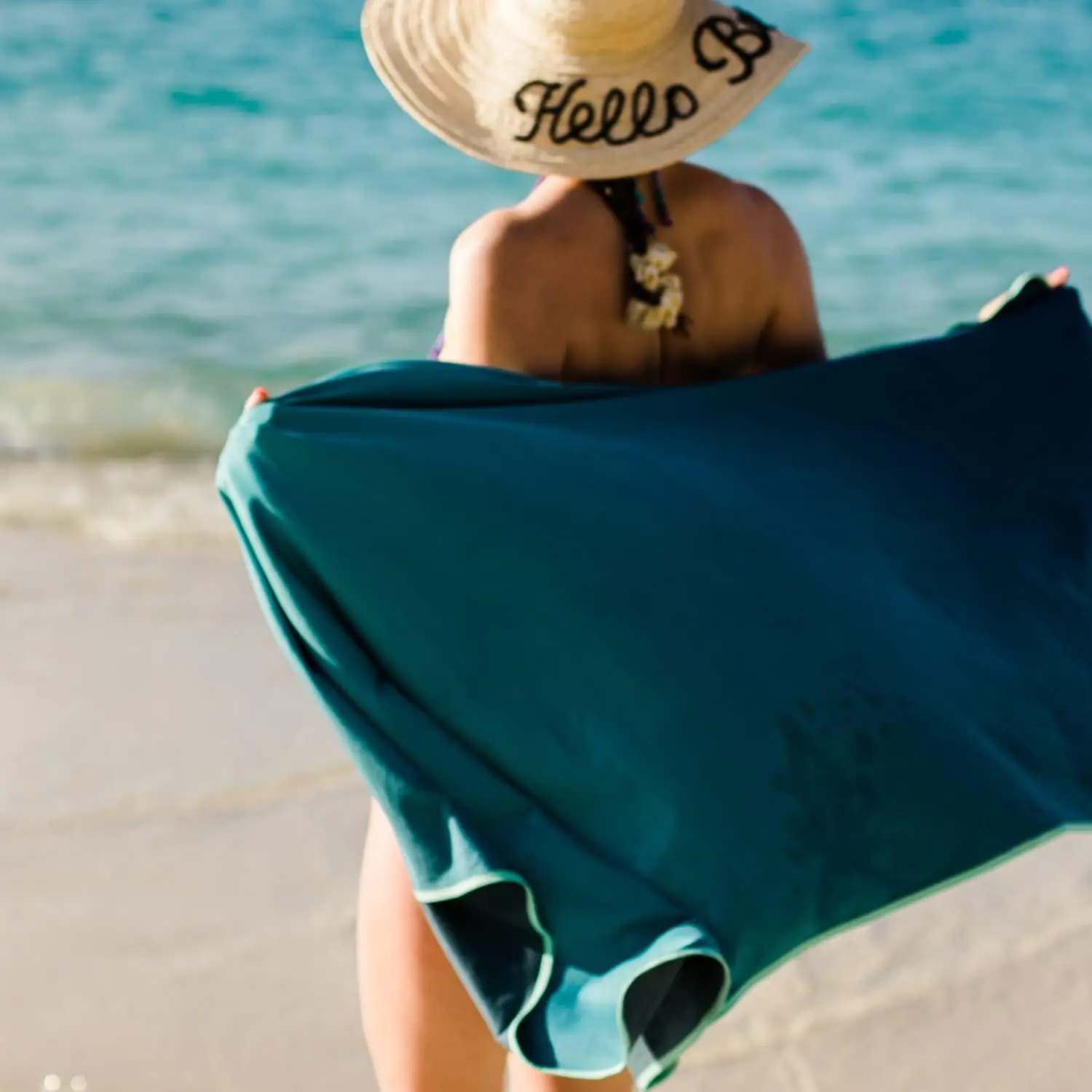 Custom Microfiber Antimicrobial Quick-Dry Beach Towel Sustainable Suede Travel Pool - Image 3