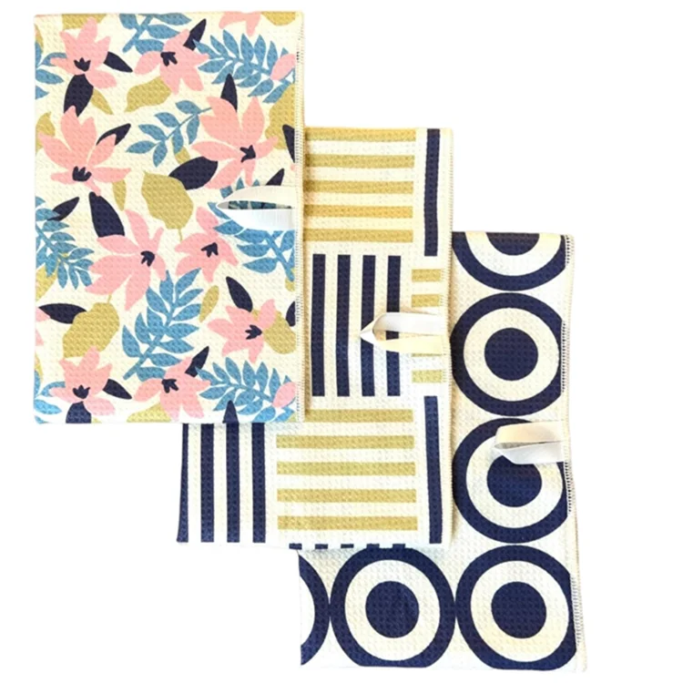 Custom Printed Waffle Weave Microfiber Kitchen Dish Towel Quick Dry Soft Absorbent Tea Towel Sports Patterns Light Weight