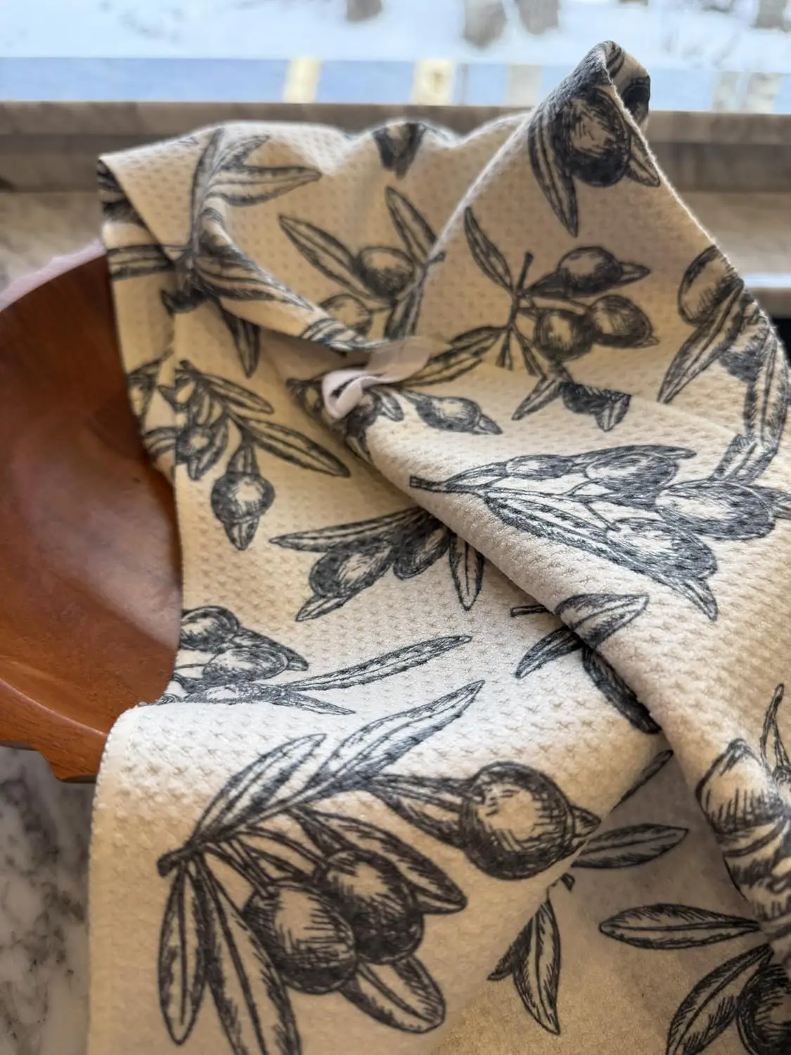 Custom Printed Woven Microfiber Waffle Dish Towel Absorbent Quick Dry Eco-Friendly Kitchen Tea Towel - Image 4