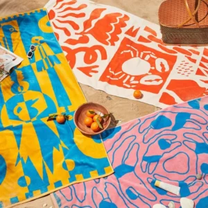 Custom Sublimation Printing Polyester Extra Large Quick Dry Sand Free Surf Beach Towel
