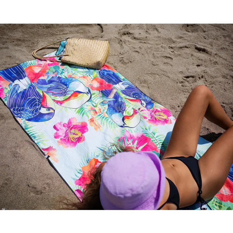 Customizable Microfiber Beach Towel Quick Dry Antimicrobial Colorful Summer - Image 4