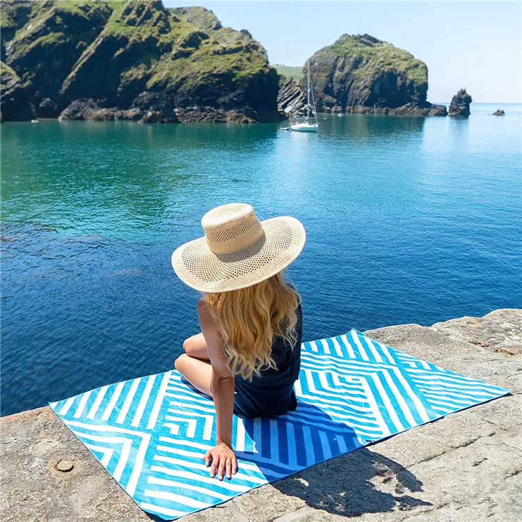Customized Extra Large Microfiber Beach Towel Lightweight Compressed Sports Pattern Adults - Image 2