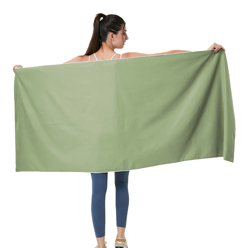 Customized Microfiber French Terry Quick-Dry Sports Towel with Magnet Clip for Gym Beach