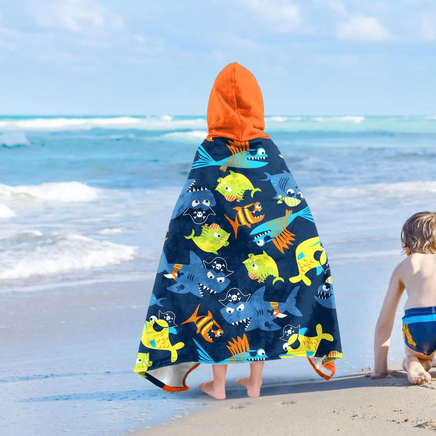 Customized Summer Beach Towel Eco-Friendly Absorbent Suede Hoodie Sustainable Microfiber Antimicrobial Quick-Dry Soft - Image 4