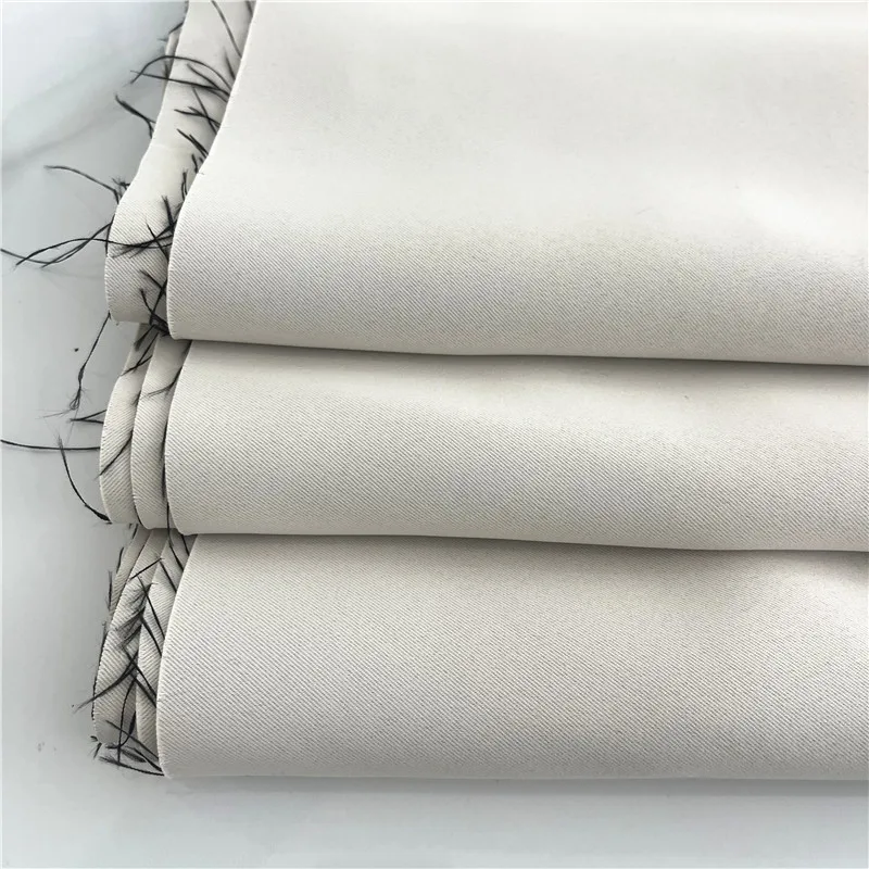 Double Side Matt Flame Retardant Blackout Curtain Fabric 100 Percent Polyester 250gsm 300cm IFR 3-4 Pass - Image 4