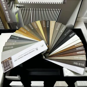 Huasheng 2025 Customizable Color Blinds Built-in Installation Horizontal Plain Multiple Colors