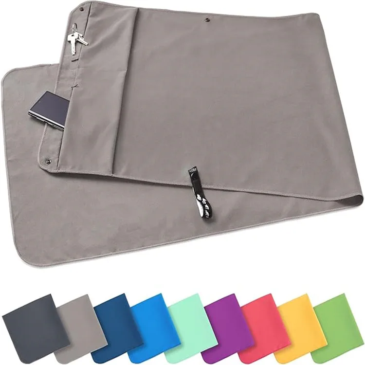 Magnetic Gym Towel with Zipper Pocket Custom Logo Microfiber Sports Towel - Image 4