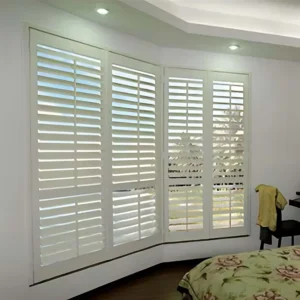 Modern Design Wood Window Shutters Horizontal Opening Plantation Louvers Hotel Use