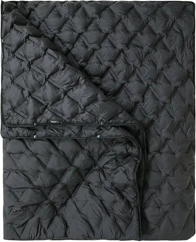 Outdoor Custom Down Puffy Blanket Waterproof Windproof Lightweight Easy Carry